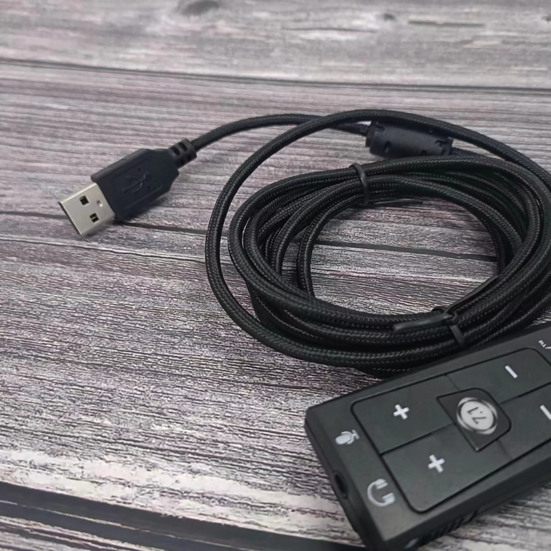 Adattatore USB M17B Scheda aud - Usb Sound Card External recensione e prezzo